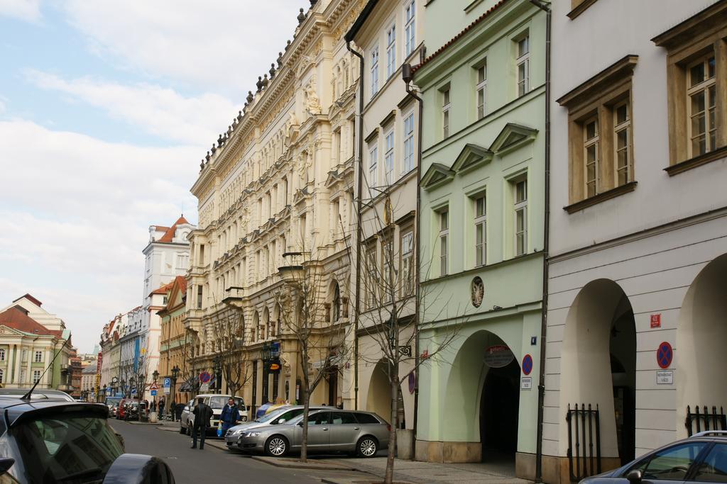 Almandine 4* Praag
