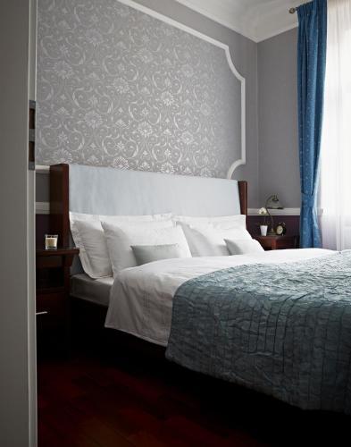 Almandine 4* Praag